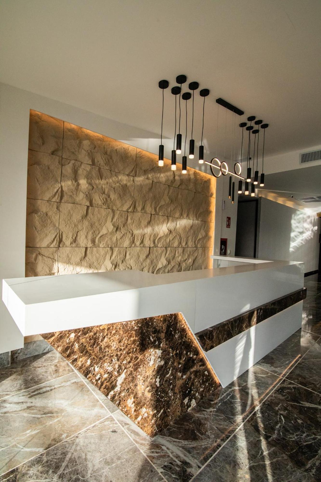 סנטיאגו דה לוס קבאלרוס Lovera Hotel מראה חיצוני תמונה