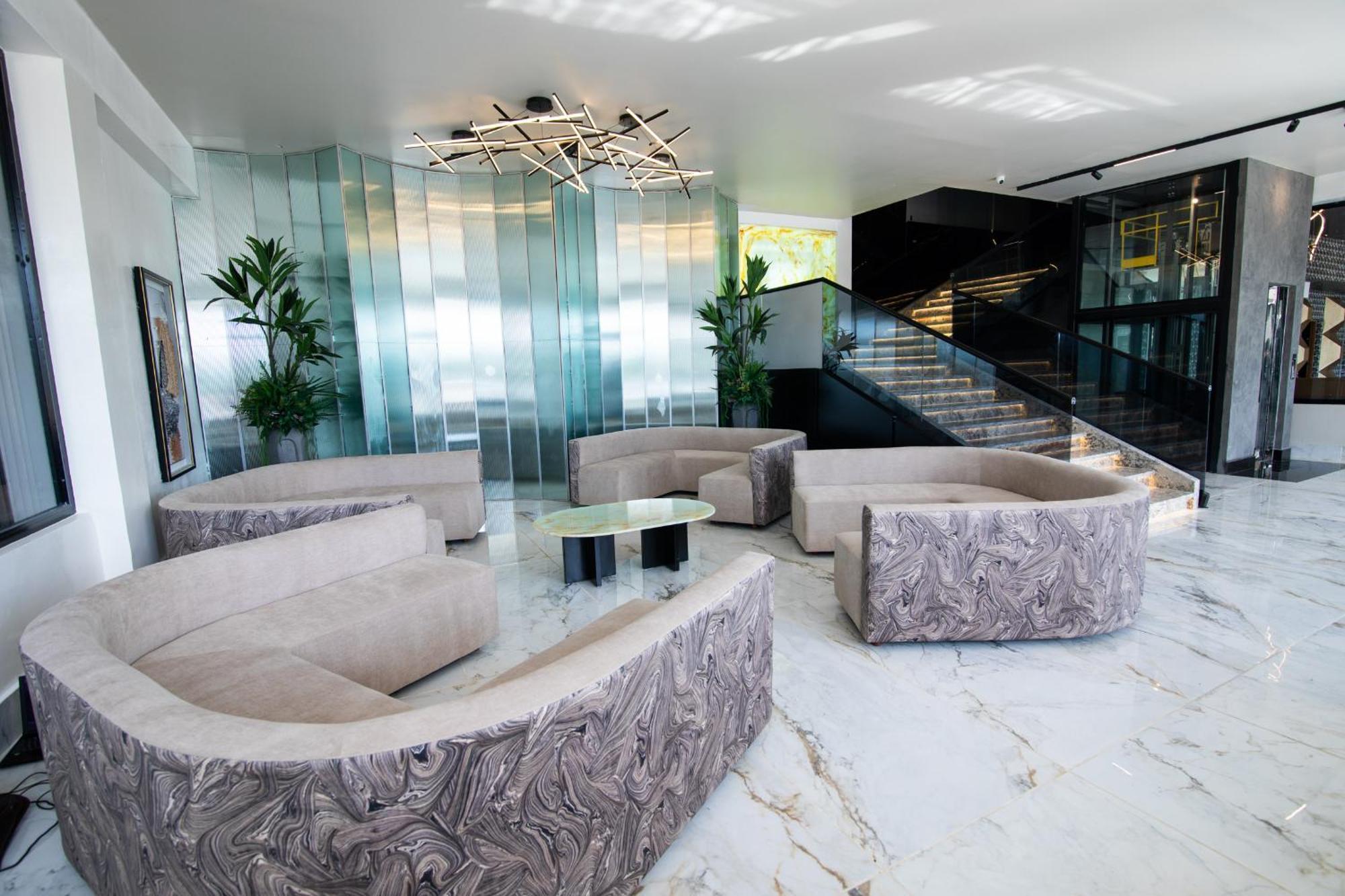 סנטיאגו דה לוס קבאלרוס Lovera Hotel מראה חיצוני תמונה