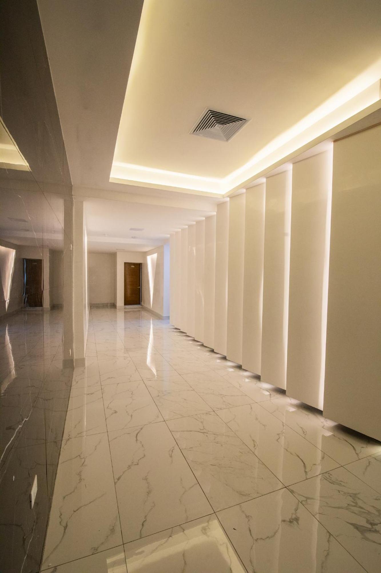 סנטיאגו דה לוס קבאלרוס Lovera Hotel מראה חיצוני תמונה